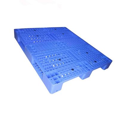 Páletes plásticas do HDPE da carga estática 5T 1300 x 1100 três corredores